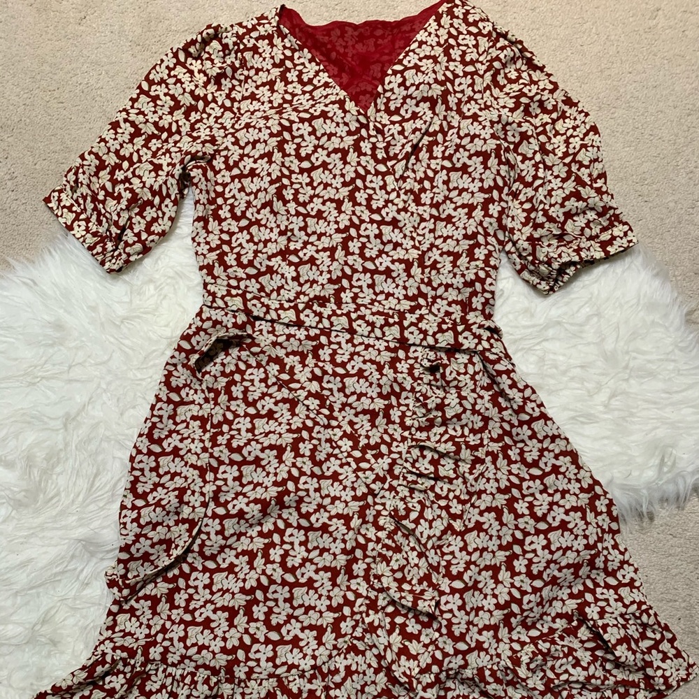 Red minidress